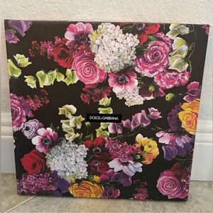 New Dolce & Gabbana box